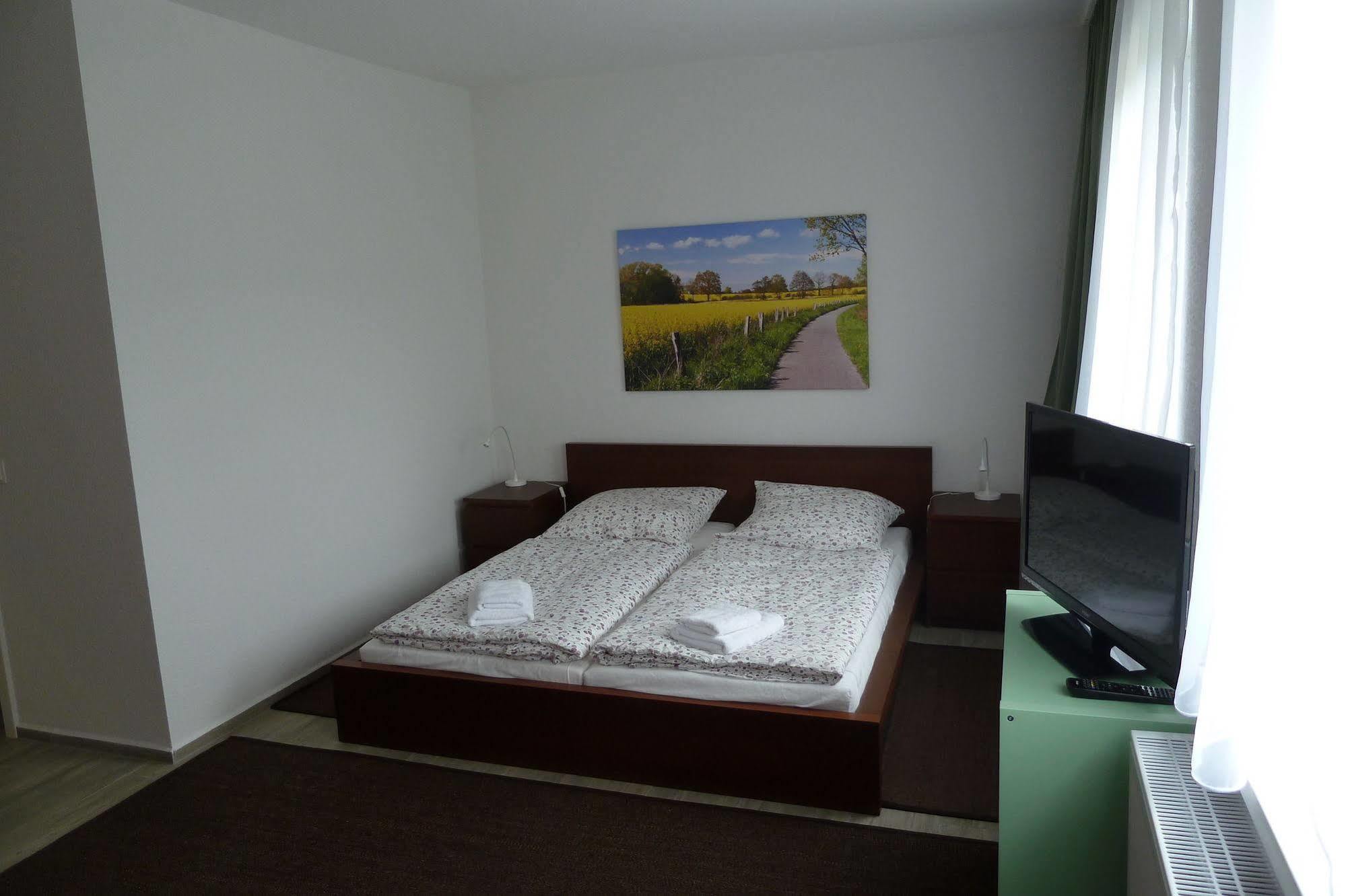 Pension Gestuet Lindenhof Templin Esterno foto